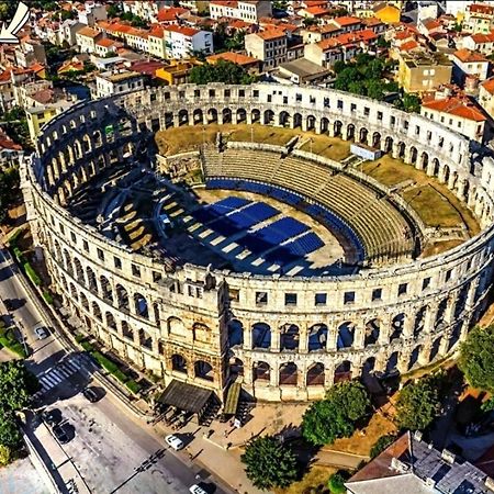 Hotel Soba Arena Pula Exteriér fotografie